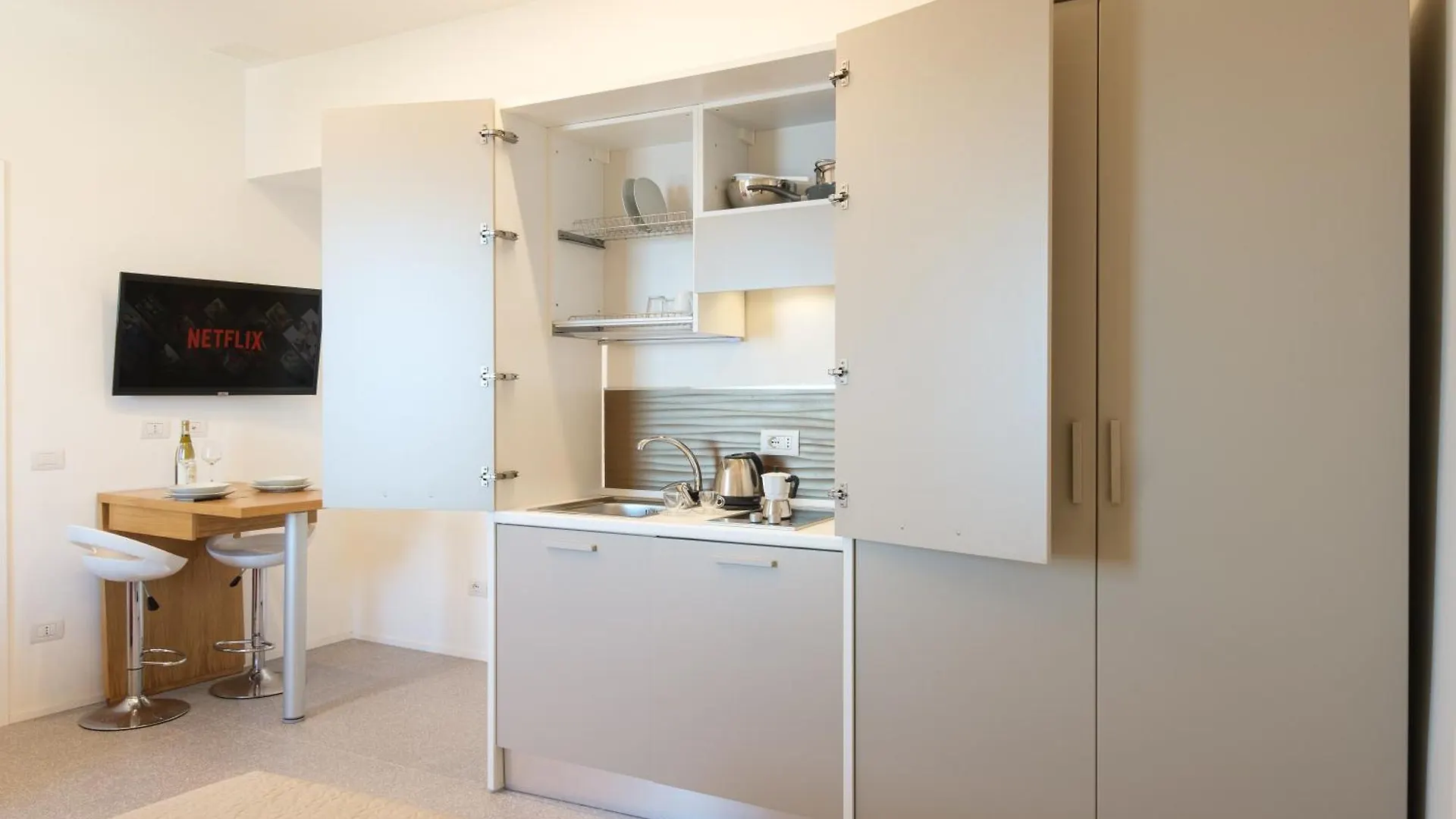 Studio Apartment In The Castle 卡斯特尔萨多 0*,  意大利